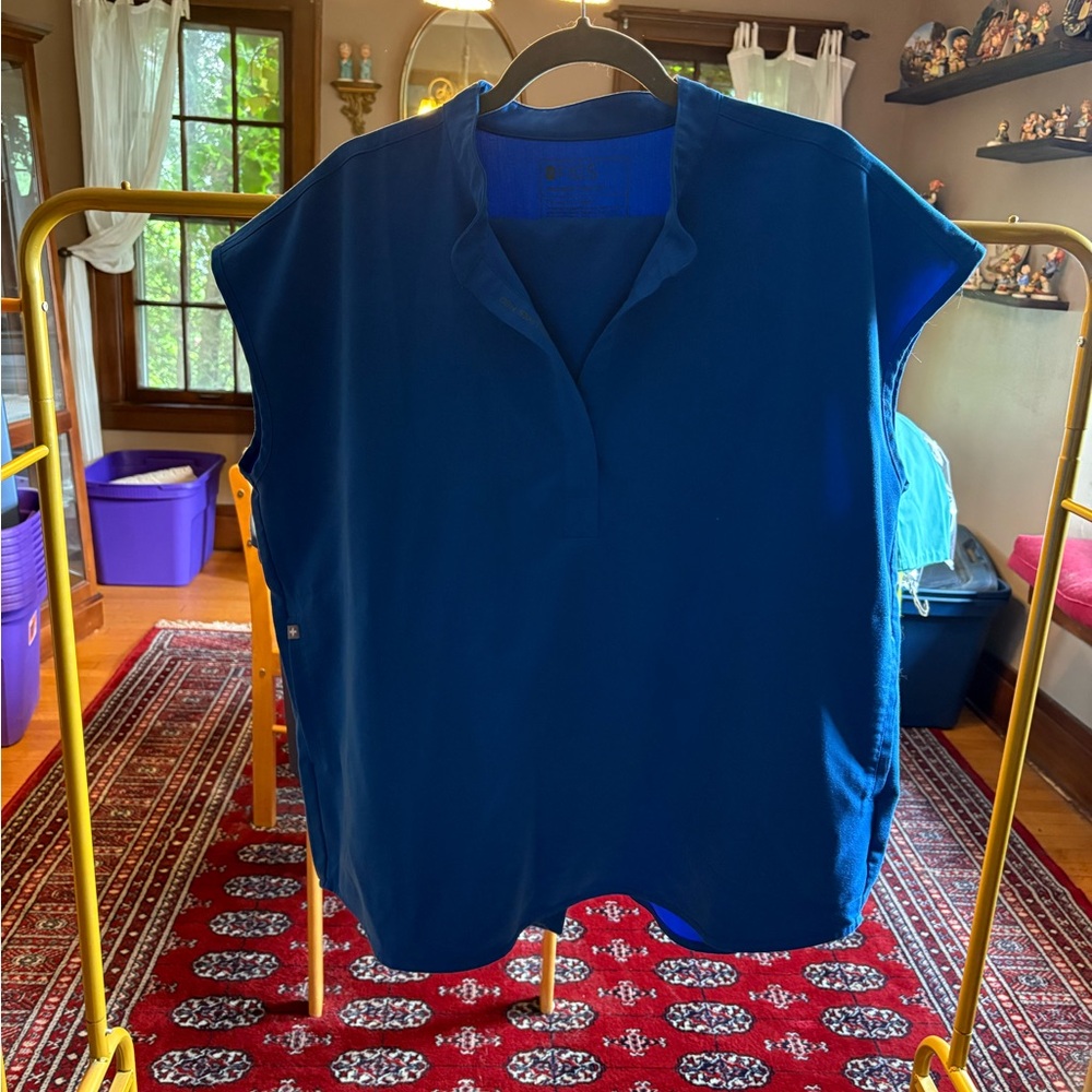 FIGS Royal Blue Large Set